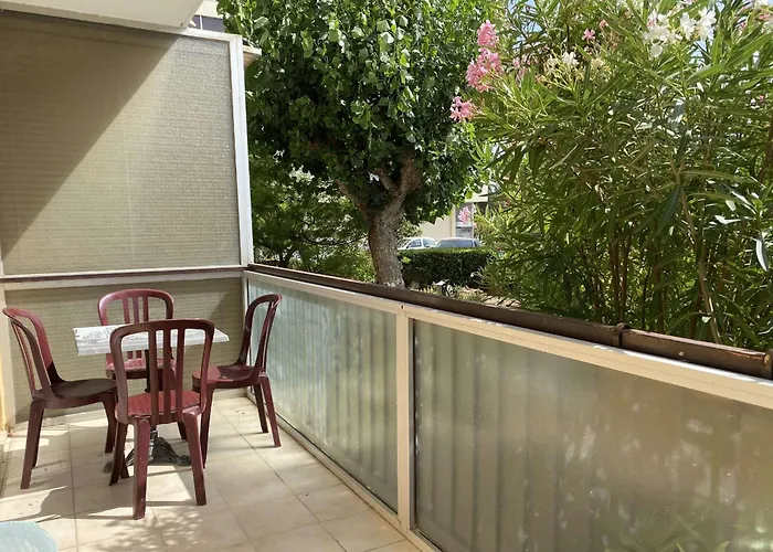 Apartman Renove Avec Grande Terrasse Et Wifi A - Fr-1-553-230
